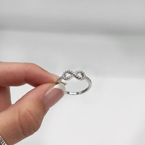 Real Effect | Sterling Silver Infinity Ring
