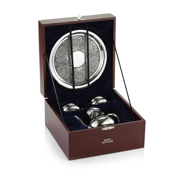 
            
                Load image into Gallery viewer, Royal Selangor | Sovereign Gift-Boxed Coffee Set
            
        