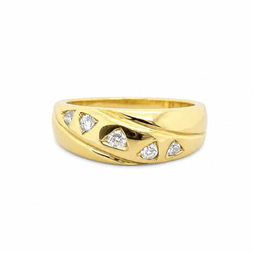 9ct Yellow Gold Diamond Ring