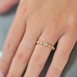 18ct Yellow Gold & Diamond Ring