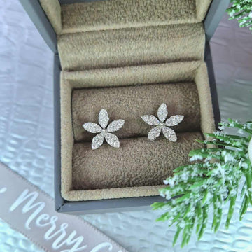 18ct White Gold Diamond Flower Stud Earrings