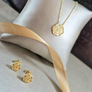 9ct Yellow Gold Romantic Floral Stud Earrings