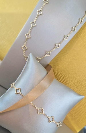 9ct Yellow Gold Quatrefoil Station Clover Bracelet