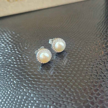 Real Effect | Sterling Silver Pearl & CZ Stud Earrings