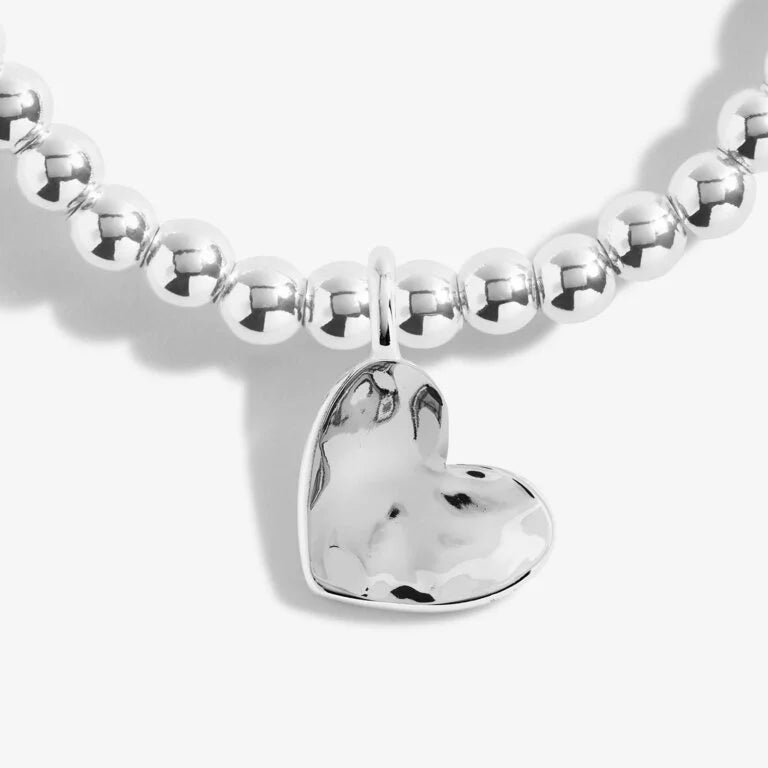
            
                Load image into Gallery viewer, Joma Jewellery | Silver Hammered Heart Anklet
            
        