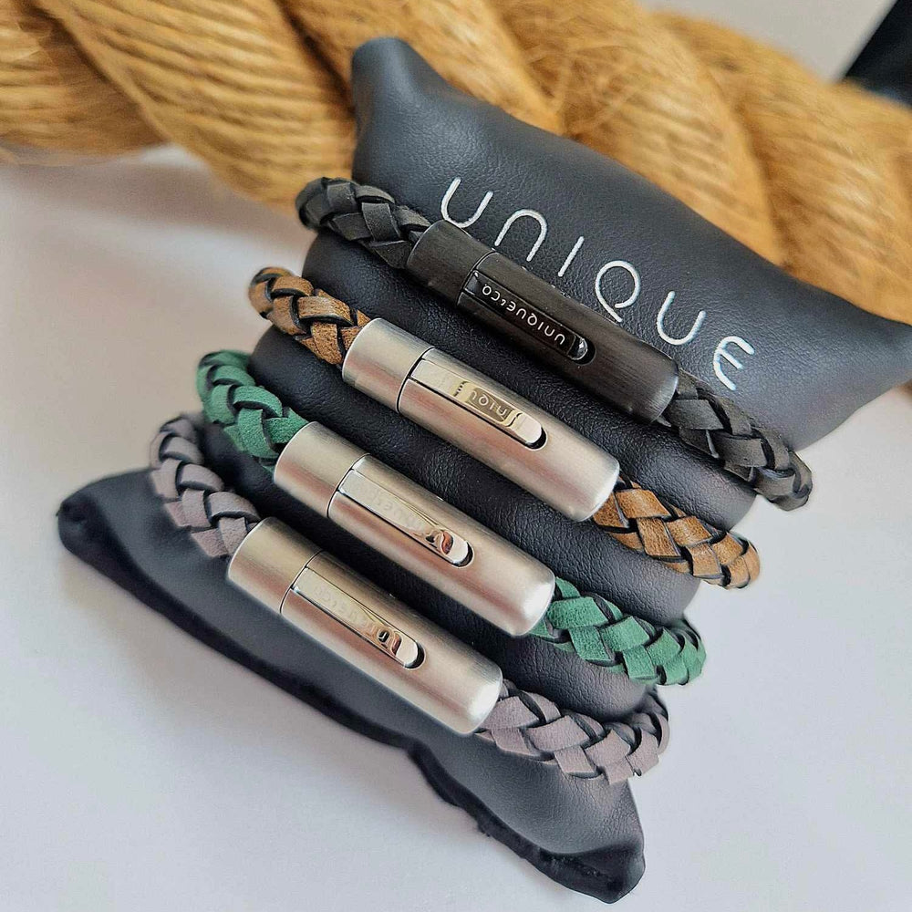 Unique & Co | Grey Suede Leather Bracelet 19cm