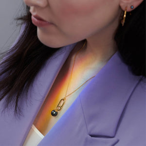 
            
                Load image into Gallery viewer, Rachel Jackson | Stellar Hardware Black Pearl Necklace
            
        