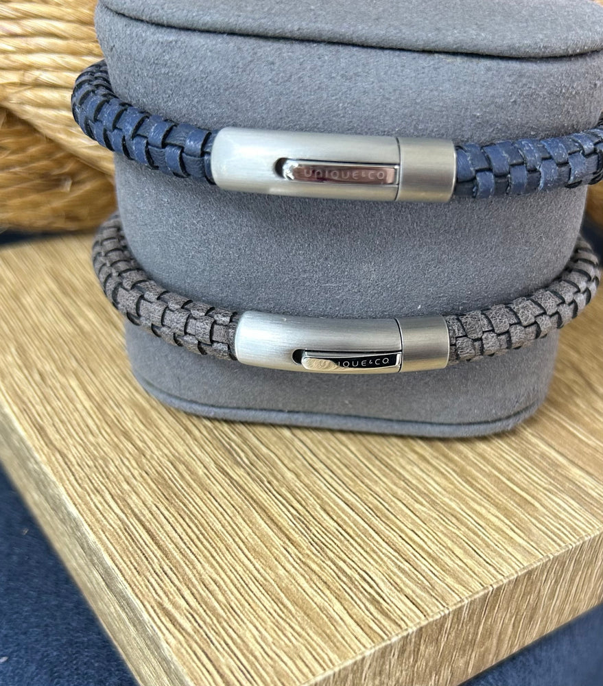 Unique & Co | Navy Leather Bracelet With Steel Clasp