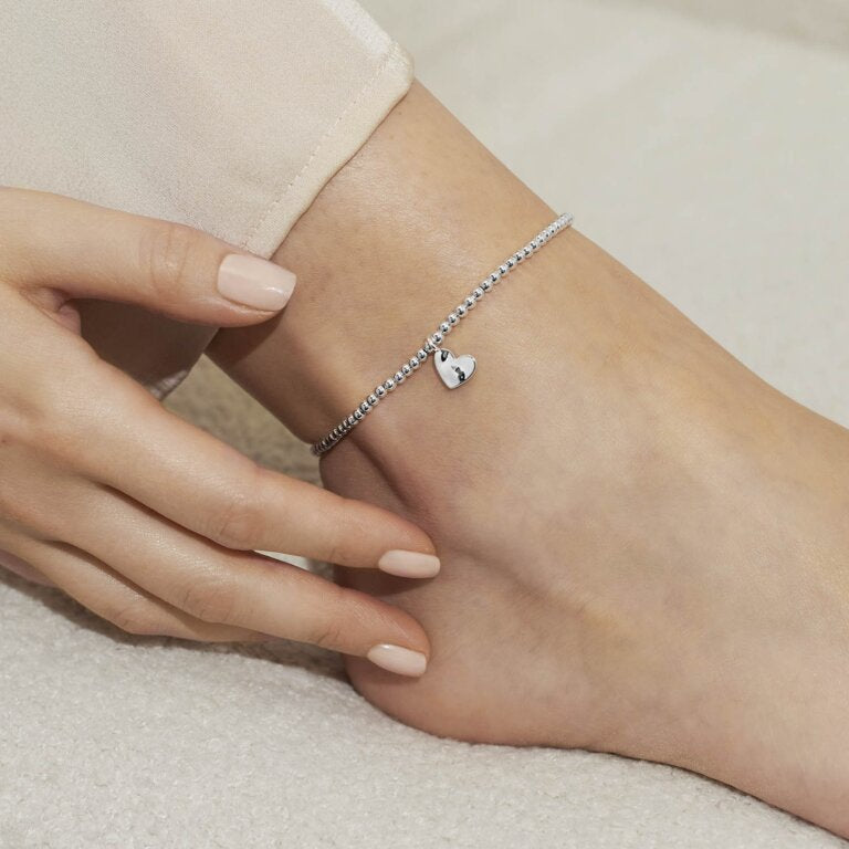 Joma Jewellery | Silver Hammered Heart Anklet