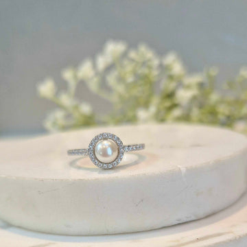 Real Effect | Sterling Silver & CZ Pearl Ring