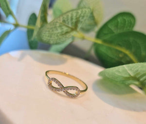 9ct Yellow Gold Infinity Ring