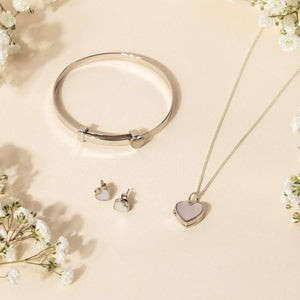 D For Diamond | Mother Of Pearl Heart Expandable Bangle