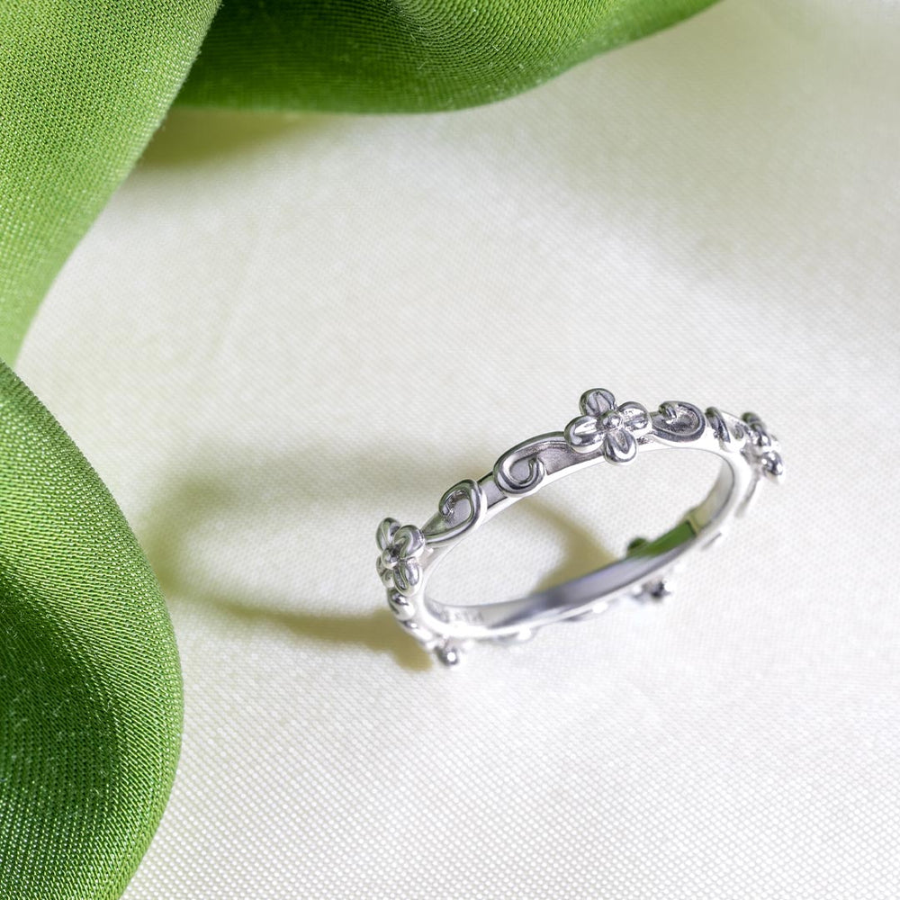 Kit Heath | Blossom Flyte Honey Flower Ring