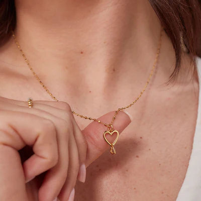 ChloBo | Gold Interlocking Love Heart Necklace