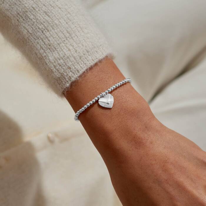 Joma Jewellery | Sending Love Bracelet