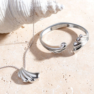 Kit Heath | Sterling Silver Ocean Inspired Grande Hinged Bangle