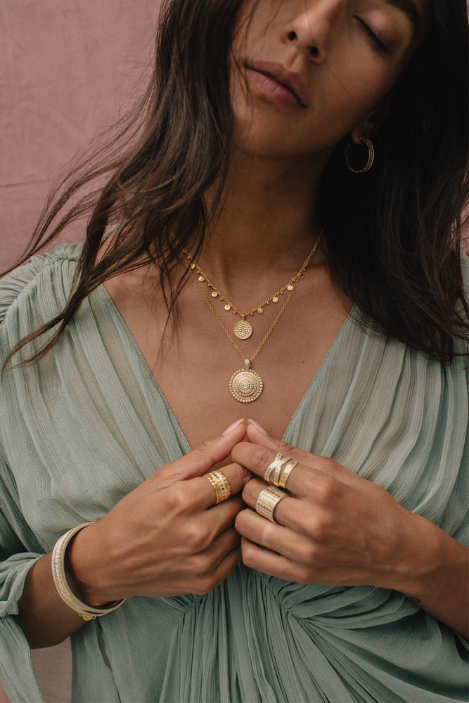 Anna Beck | Scallop Disk Necklace