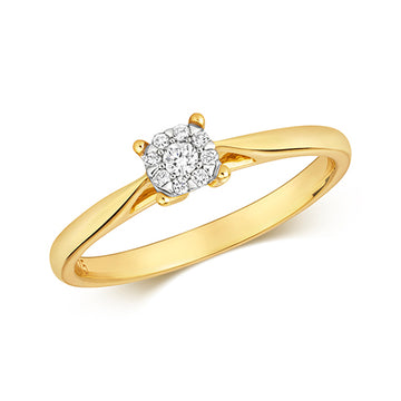 9ct Yellow Gold Square Shaped Diamond Ring