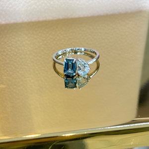 9ct White Gold Toi et Moi Blue Topaz Ring