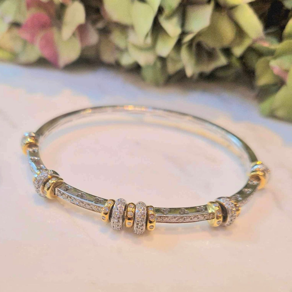 18ct White Gold and Yellow Gold Diamond Bracelet