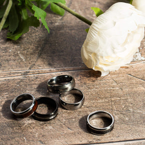 Fred Bennett | Brushed and Polished Tungsten Ring