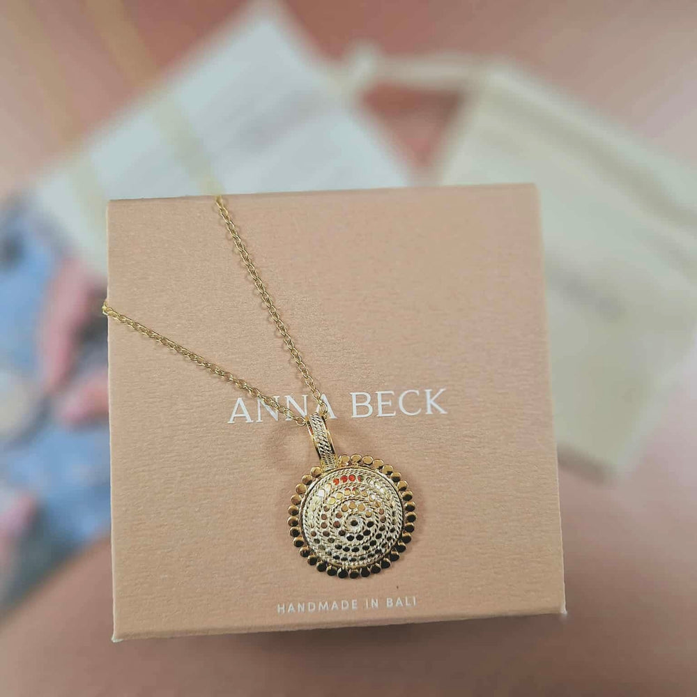 Anna Beck | Scallop Disk Necklace