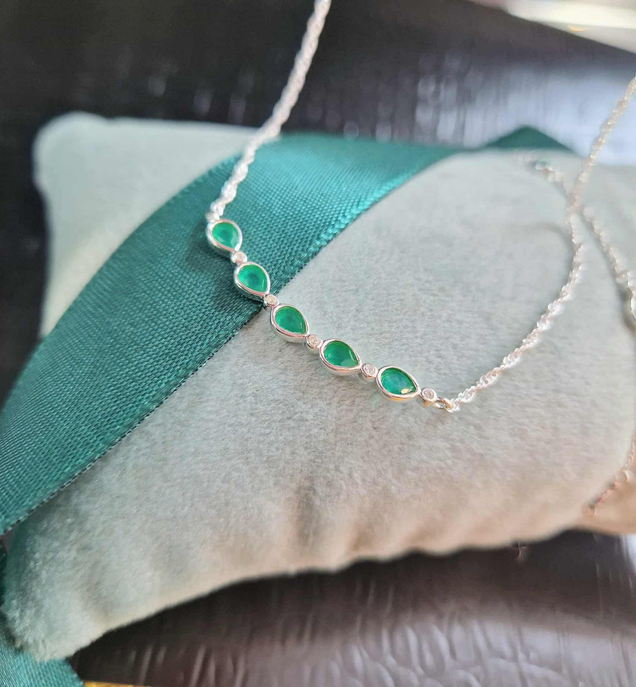 Laura Ashley | Thornage Flowers Necklace