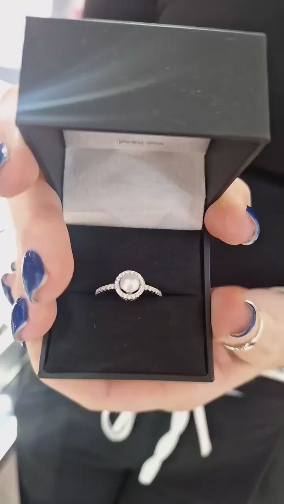 
            
                Load and play video in Gallery viewer, Real Effect | Sterling Silver &amp;amp; CZ Pearl Ring
            
        