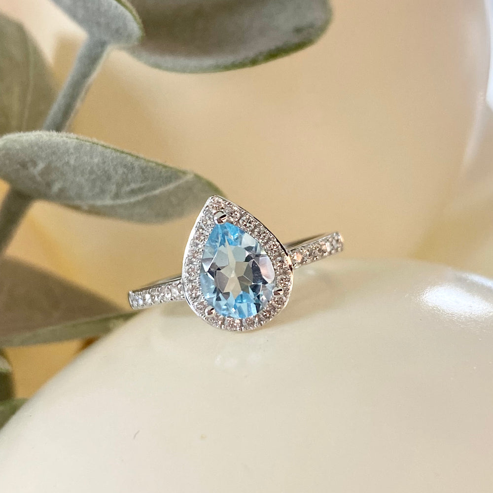 18ct White Gold Blue Topaz & Diamond Pear Ring