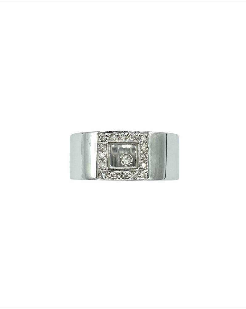 9ct White Gold and Diamond Gents Ring