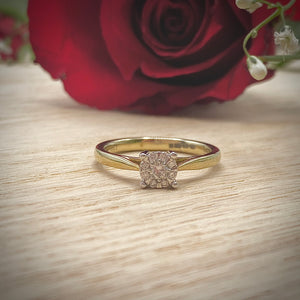 
            
                Load image into Gallery viewer, 9ct Yellow Gold, Diamond Illusion Solitaire Ring
            
        