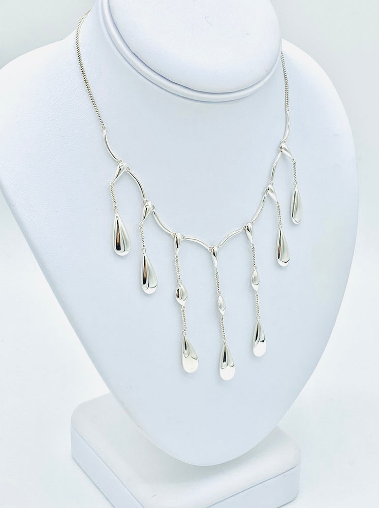 
            
                Load image into Gallery viewer, Sterling Silver Raindrop Necklace
            
        