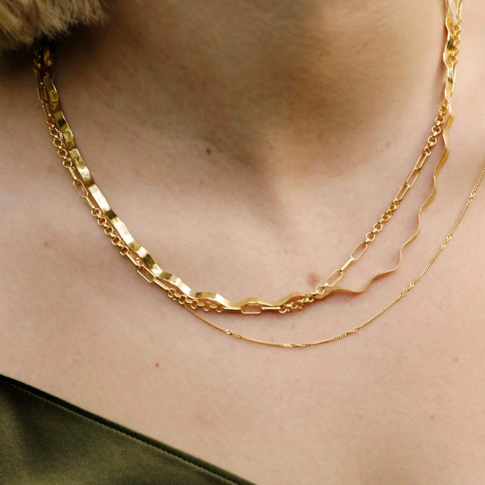Daisy London | Estée Lalonde Forever Chain Necklace