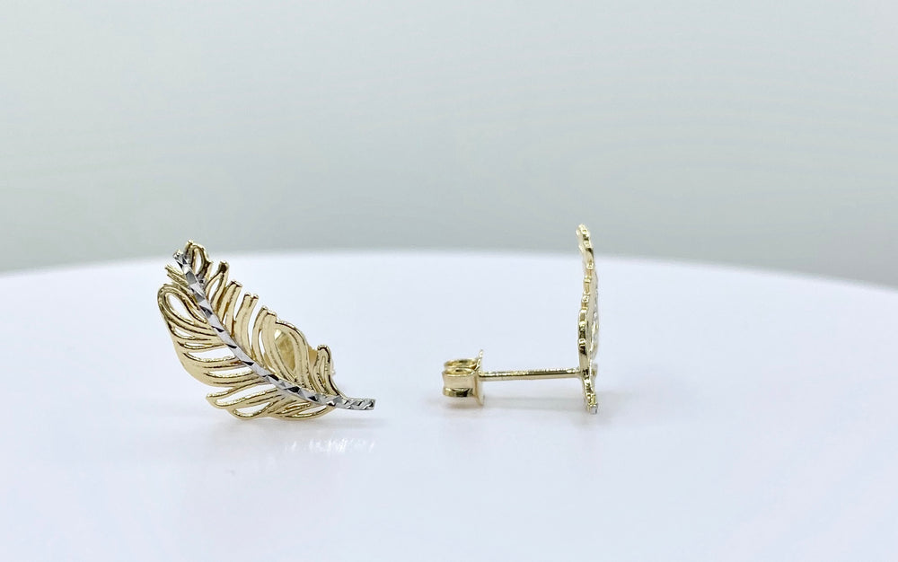 
            
                Load image into Gallery viewer, 9ct Yellow Gold Feather Stud Earrings
            
        