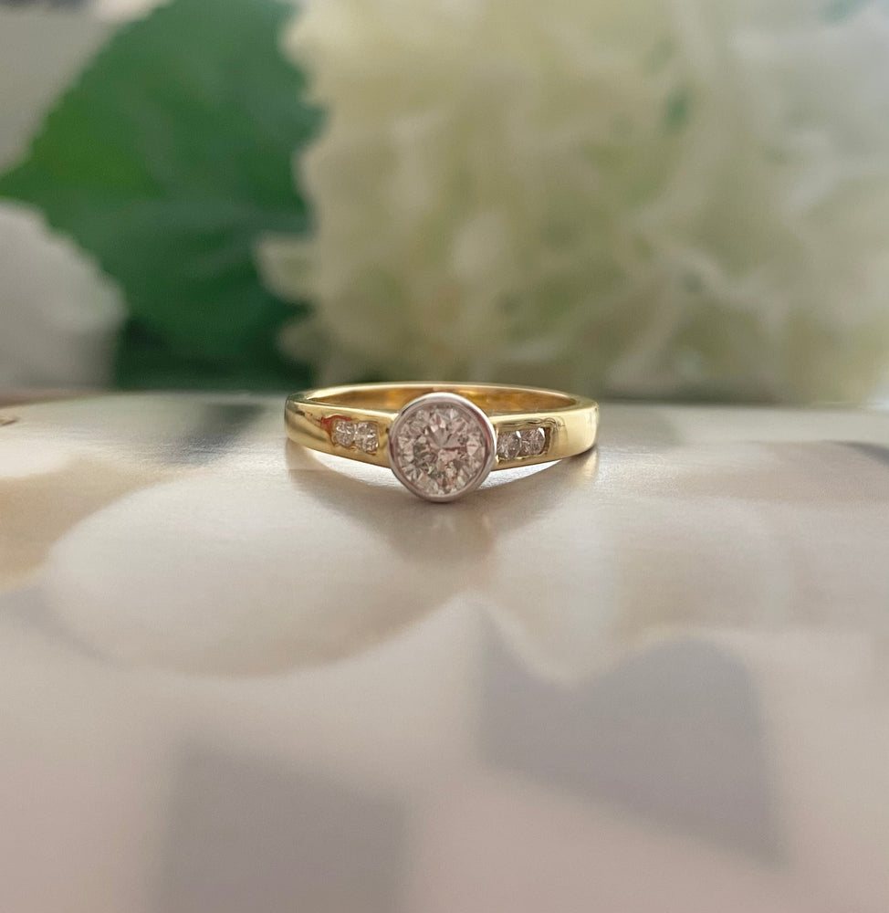 18ct Yellow Gold Diamond Engagement Ring - Maudes The Jewellers