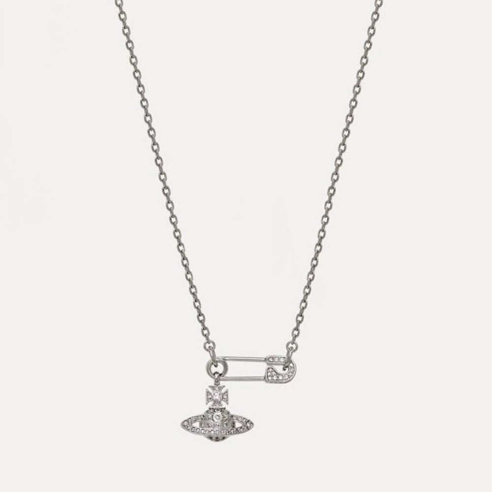 
            
                Load image into Gallery viewer, Vivienne Westwood | Lucrece Pendant
            
        