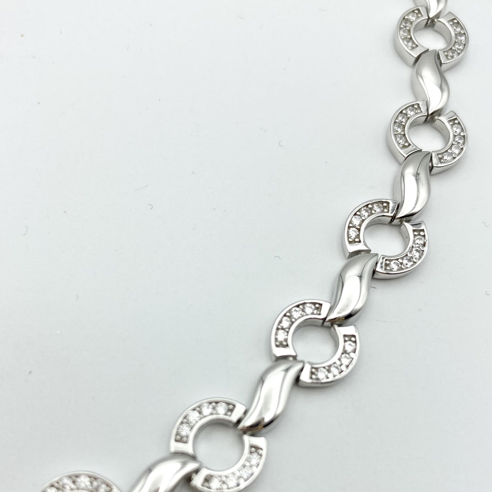 Sterling Silver Cz Circle and Wave Necklace