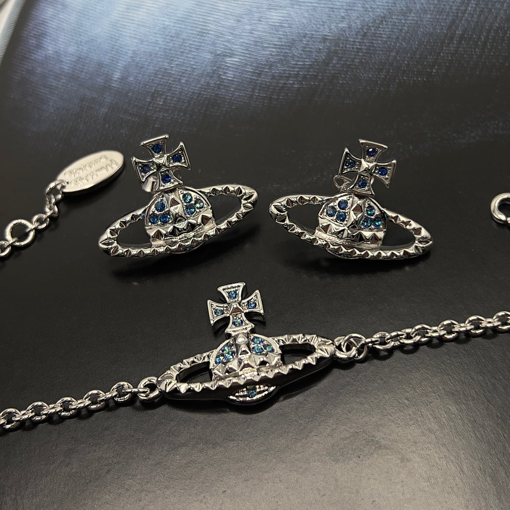 Vivienne Westwood | Mayfair Bas Relief Bracelet | Bermuda Blue Crystal